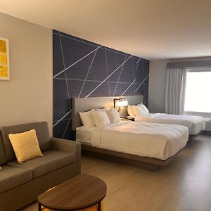 Queen Suite